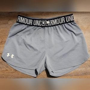Under Armour Youth Medium Shorts
